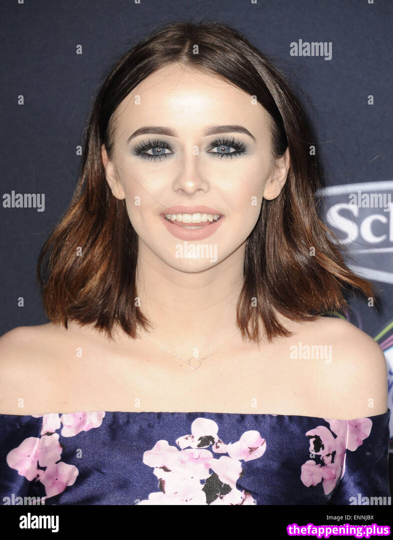 Acacia Brinley