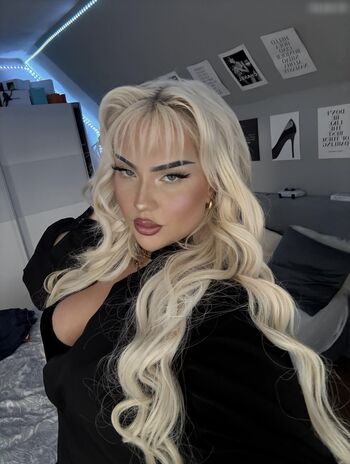 Adelina dalevska