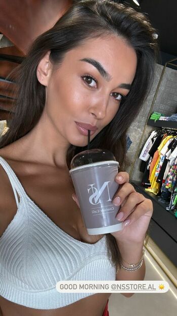 Adrola Dushi