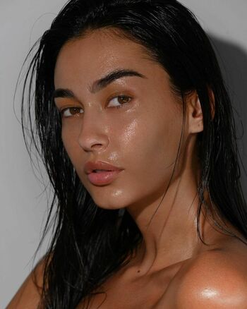 Adrola Dushi