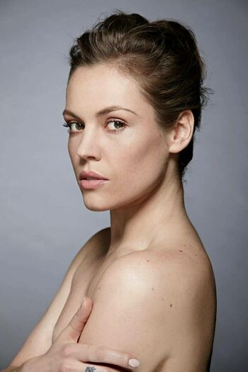 Agnes Bruckner
