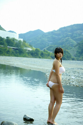 Ai Shinozaki