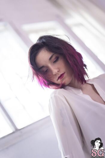 Akari Reiko