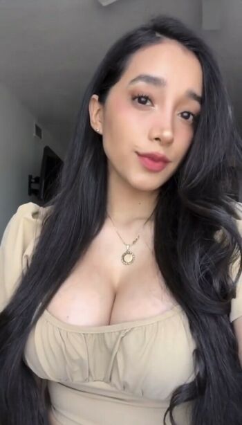 Alejandra Lumbreras
