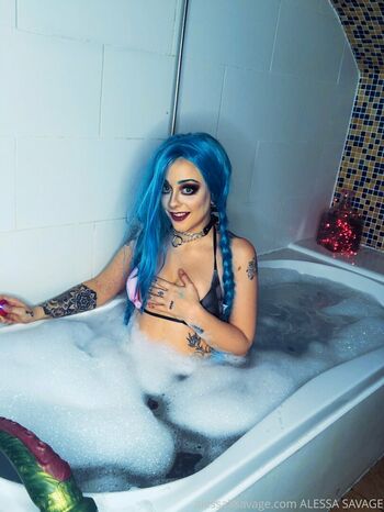 Alessa Savage