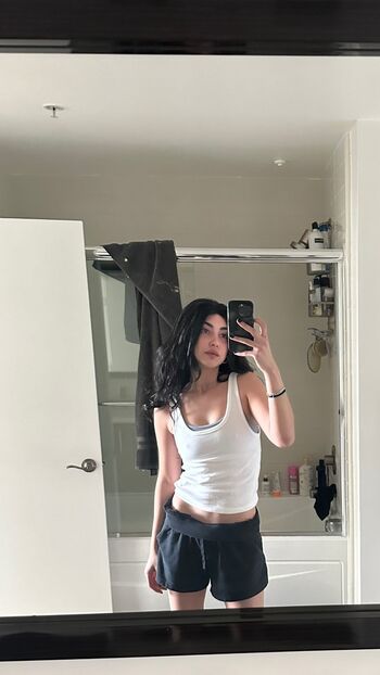 Alexa Mansour
