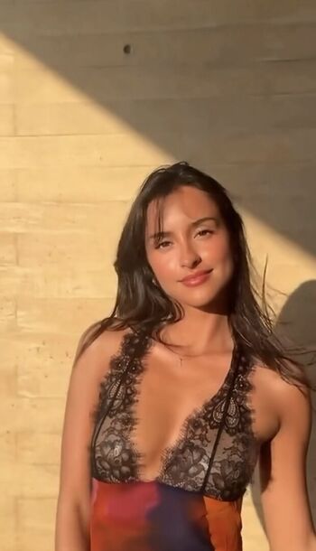 Alexandra Saint Mleux