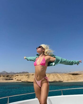 Alexandra Stan