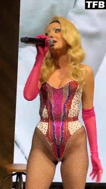 Alexandra Stan