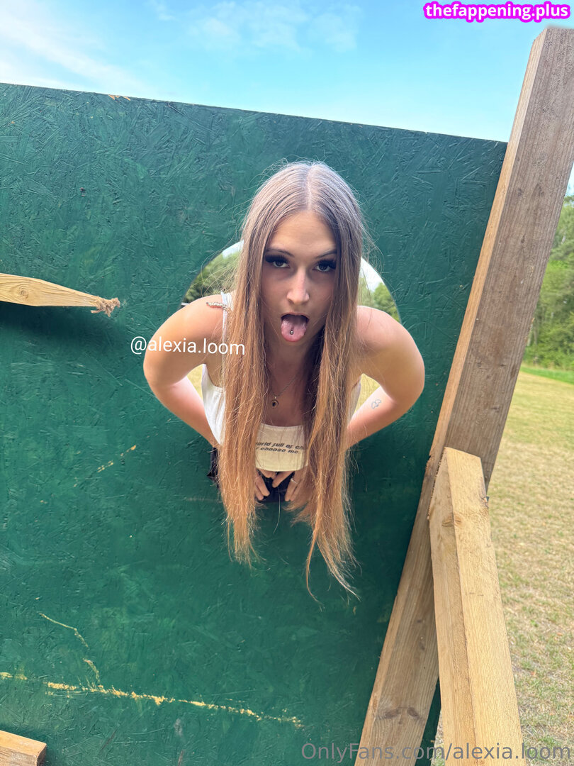 Alexia Loom