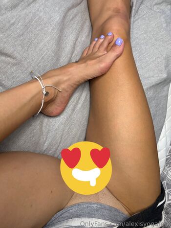 alexisyogafeet