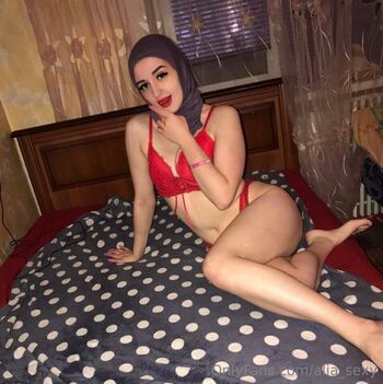 alia_sexy