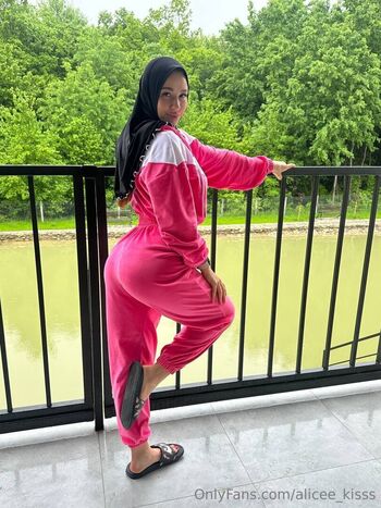 alicee_kisss