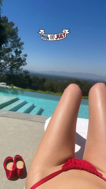 Alissa Violet