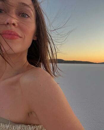 Alycia Debnam Carey