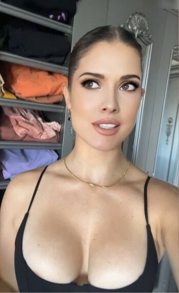 Amanda Cerny