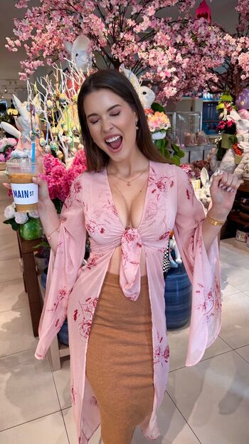 Amanda Cerny