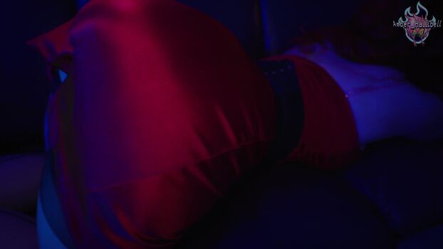 amber_hallibell