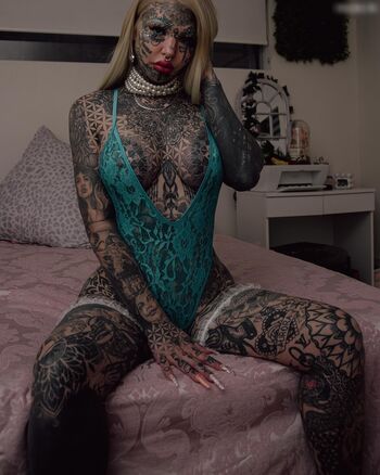 Amber Luke