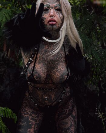 Amber Luke