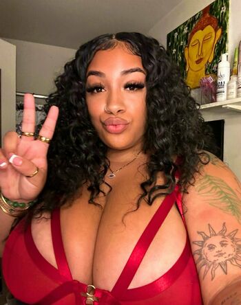 Amina Jamelle