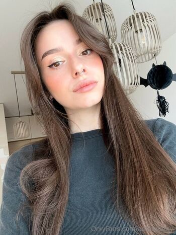 amybyamy