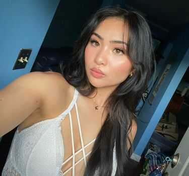 Angela Reyes