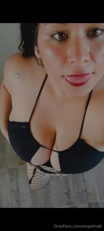 angelina8