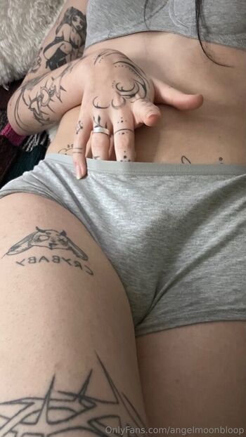 angelmoonbloop