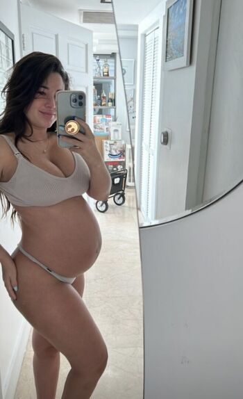 Angie Varona
