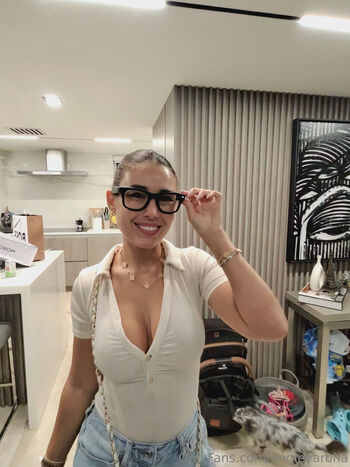 angievarona