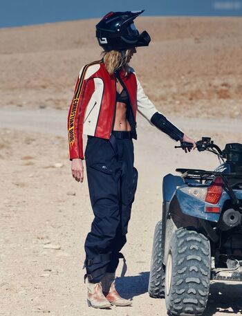 Anja Rubik