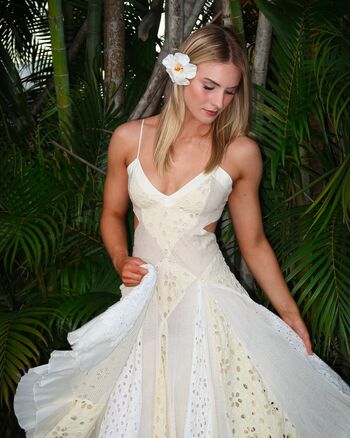 Annabel Lucinda