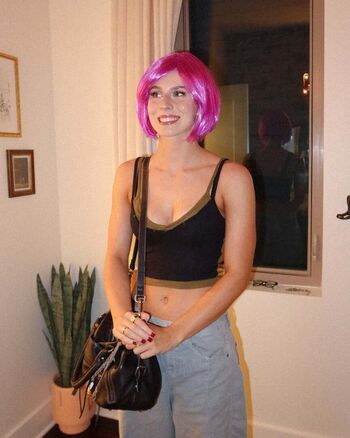 Annabel Lucinda