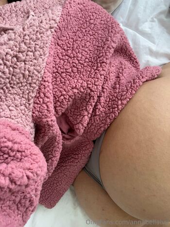annabellaivy
