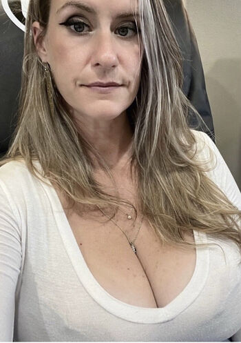 Annaleigh757