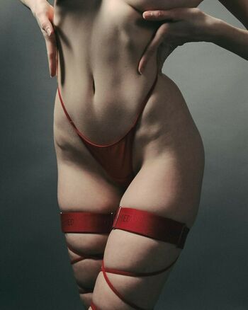 Annie Kinshova
