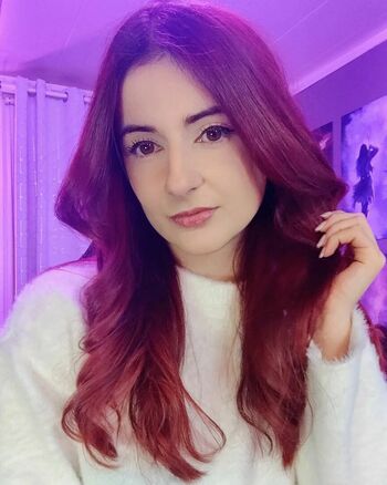 AnnieFuchsia