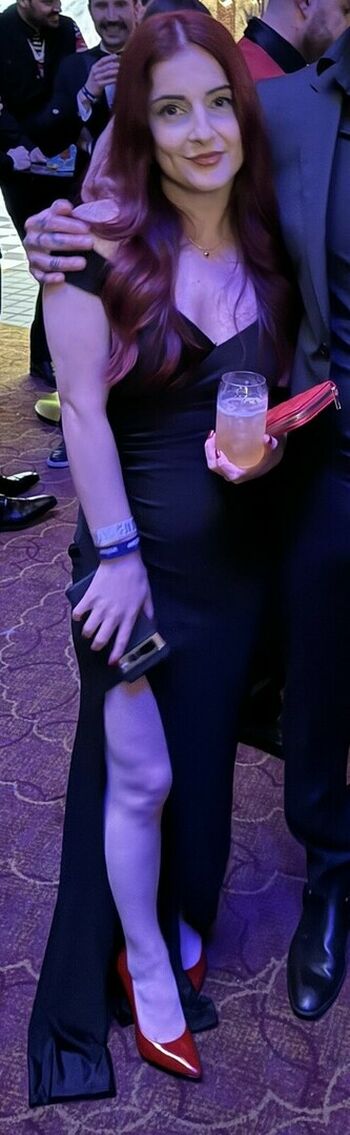 AnnieFuchsia