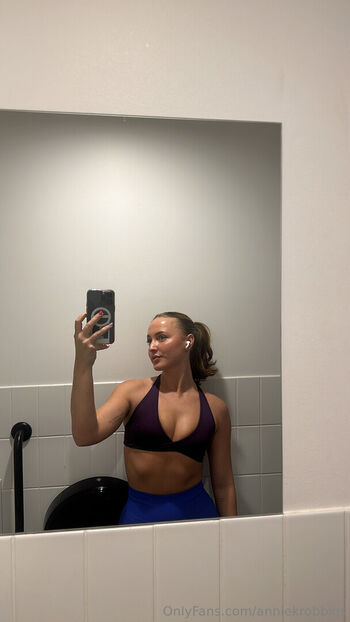 anniekrobbins