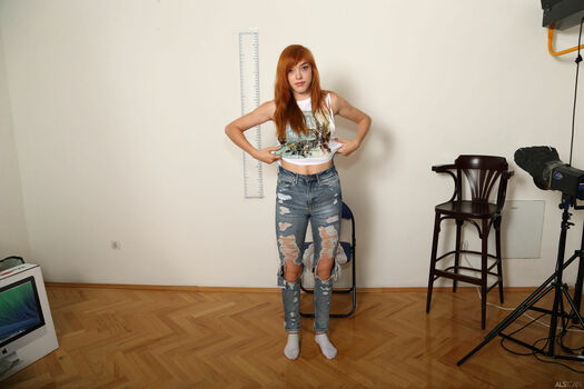 Anny Aurora