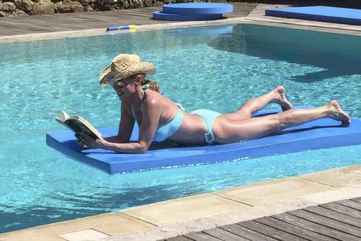 Anthea Turner