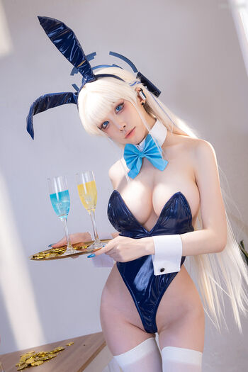 水淼Aqua