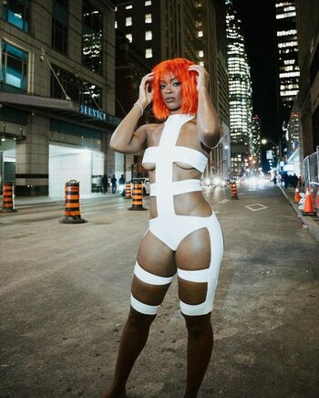 Ari Lennox