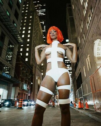 Ari Lennox