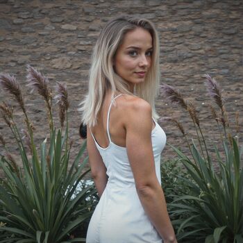 Ariana Artai