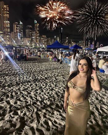 ariana_correa_batista
