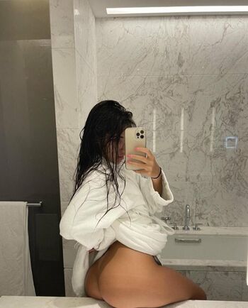 Ariana Diamond