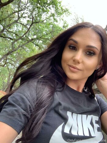 Ariana Marie