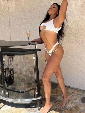 Ariane Andrew